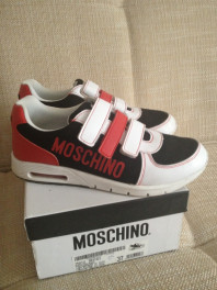 Кроссовки Moschino оригинал