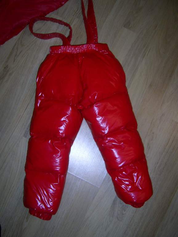 Moncler - с номером, размер 4 года