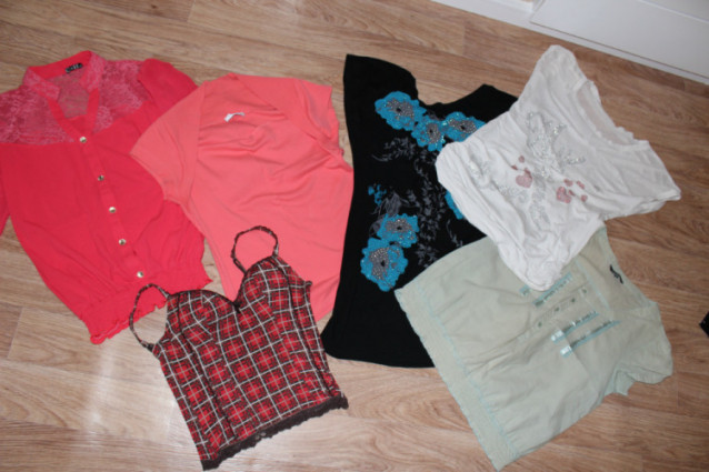 Блузочки, футболочки 42 р-р пакетом за 1000 рублей