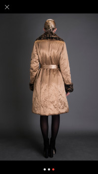 Пальто утепленное с натуральным мехом