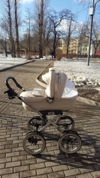 Коляска СAM Linea Elegant+Автокресло CAM+ база CAM