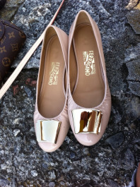 Балетки Salvatore Ferragamo беж 37 размер