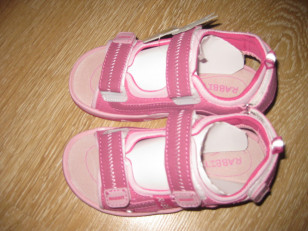 Розовые босоножки Rabbit  НОВЫЕ