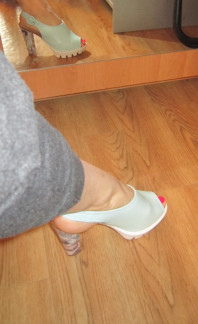 Обувь новая, Norma J Baker