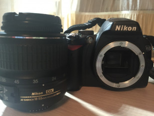 Nikon D60 18-55 mm, 3.5-5.6G; nikkor 50mm f/1.8g