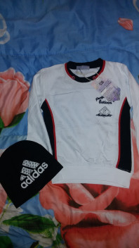 Новые кофточки и футболки на мальчика от 1до 5лет