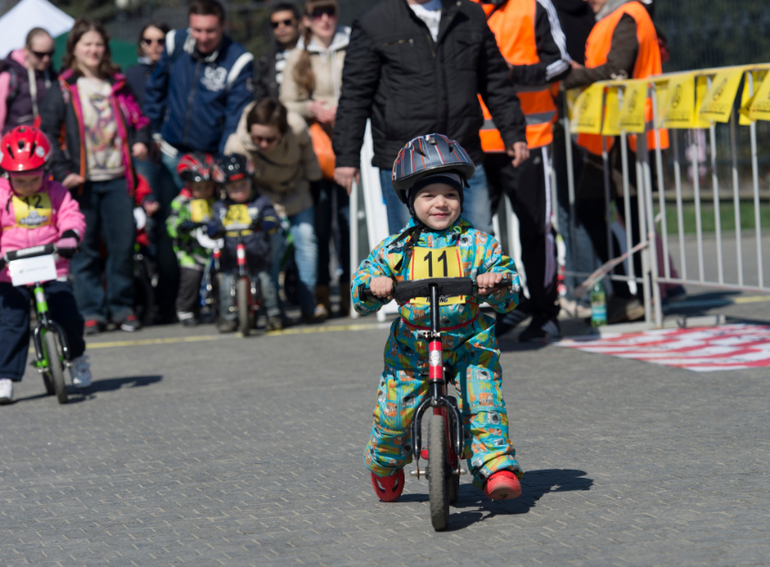 Первая беговелогонка Марка. 26.04.2014.