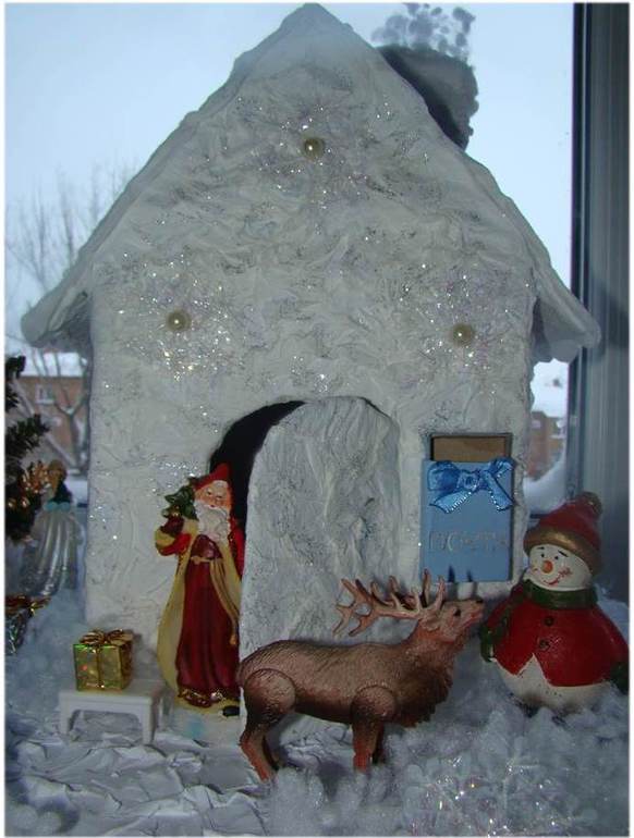 Наша зимняя сказка - Домик Деда Мороза!