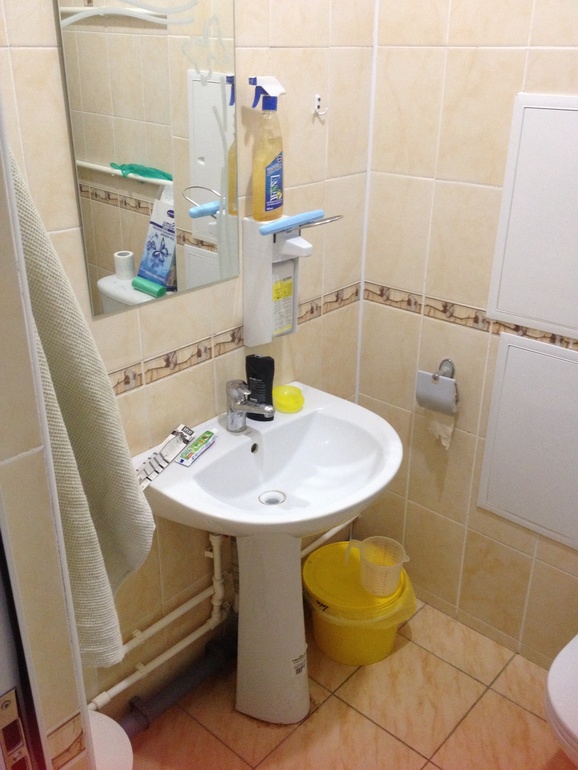 8ea8bd5b701638a2d9261636f1a52085.jpg