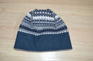 Шапка Janus б/у, размер 52.