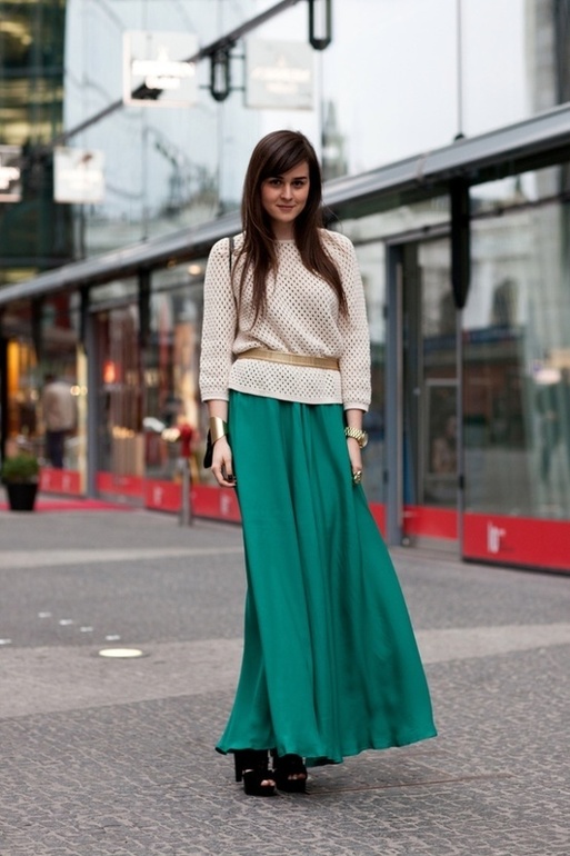 Look of the day: юбка maxi и объемный свитер