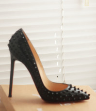 Christian Louboutin pigalle Spike