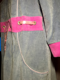 Тепленький халатик из велюра, фасон подойдёт для беременных