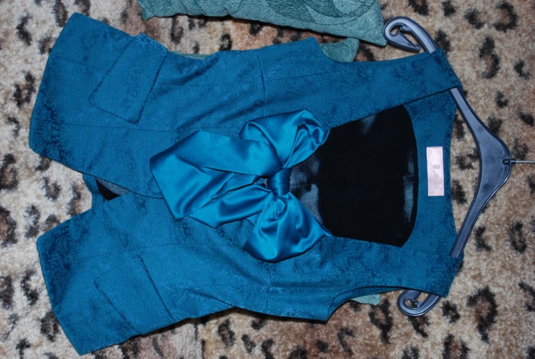 Продам вещи 42-44