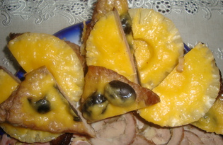 Мясо с ананасом