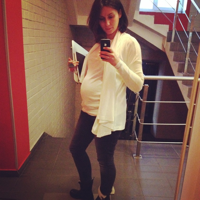 30 week pregnant