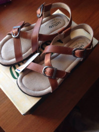 Новые босоножки Eastland