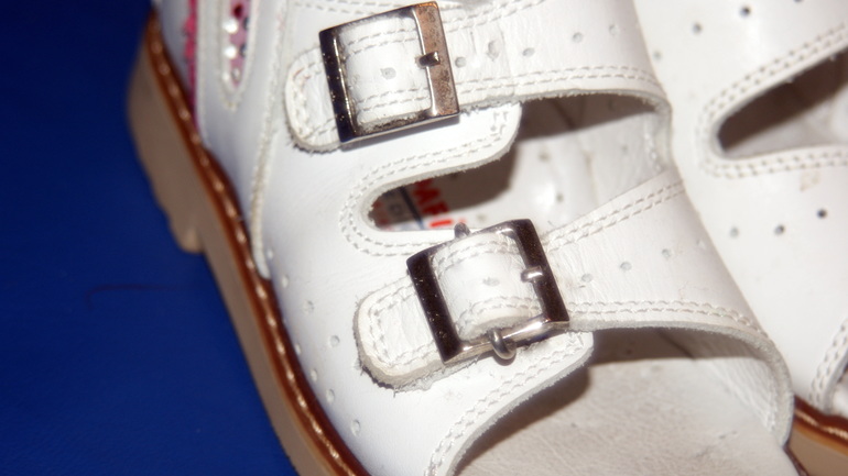 Продам кожанные ортопедические сандалии Happy Steps р.25 в отличном состоянии - 750р.