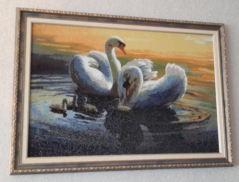 Лебеди, алмазная вышивка