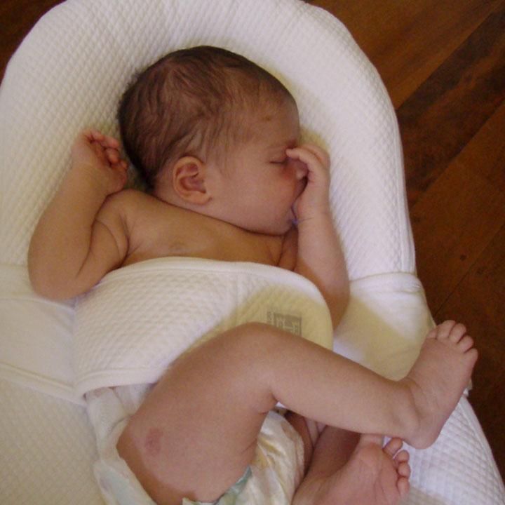 Девочки кто нибудь использовал Кокон для новорожденного Cocoonababy от Red Castle???
