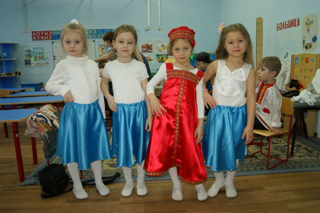 Утренник в новом саду