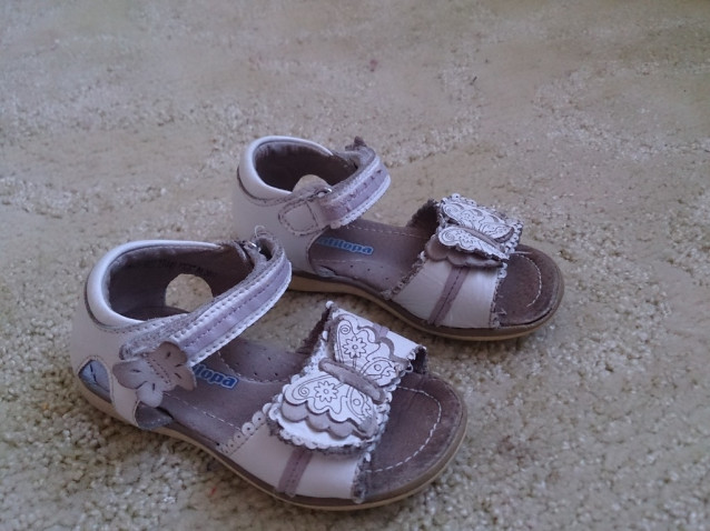 Босоножки для девочки Antilopa размер 23