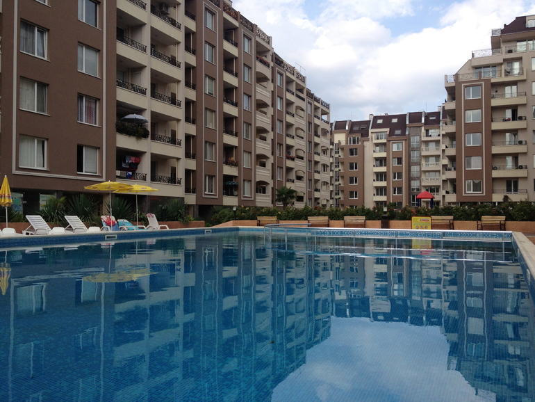 Продаю апартаменты в VIP комплексе перла( БОЛГАРИЯ)