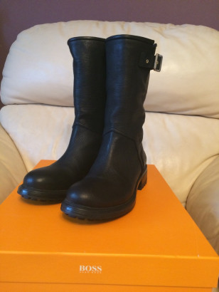 Ботинки Hugo Boss!