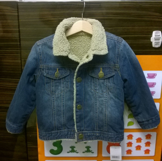 Новая весенняя куртка Mothercare 98р. 2000р.Москва