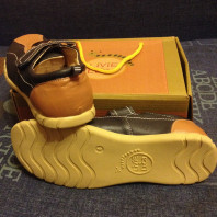 Ботинки Livie&Luca; новые, на стопу 23 см/36 разм