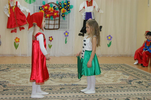 Утренник в новом саду