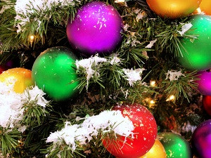 Хит-лист новогодних подарков в детский сад для детей и воспитателей