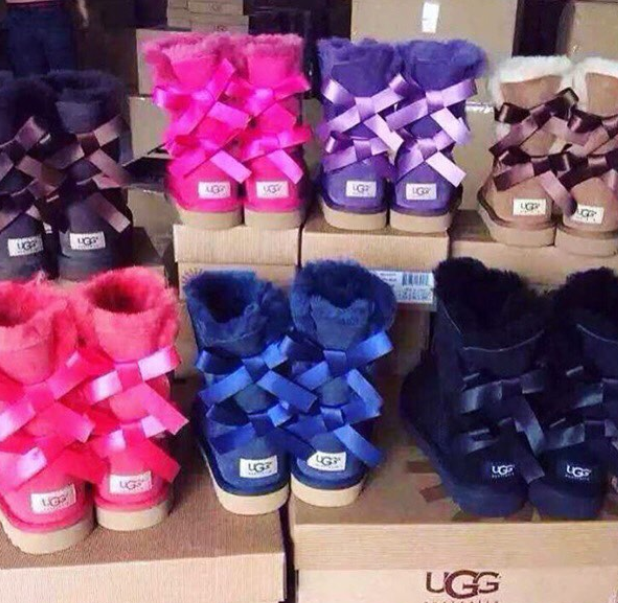 KIDS BOW. Дубленка.