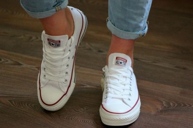 Кеды Converse.
