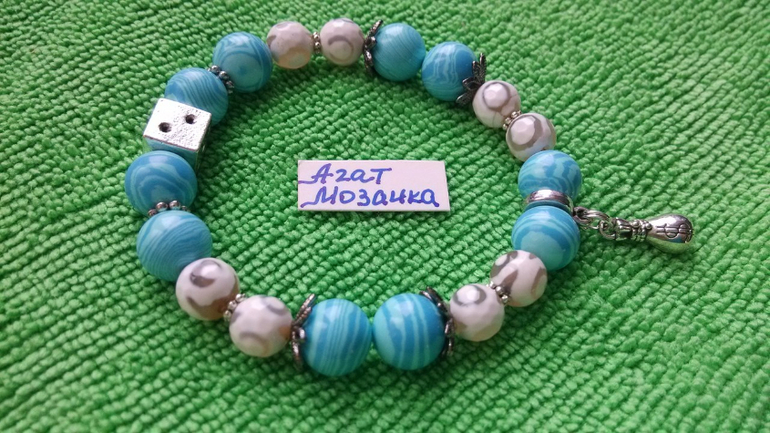 браслеты из натуральных камней Москва 400 рублей