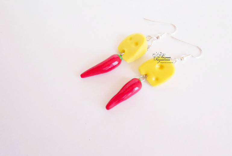 В наличии. Украшения.