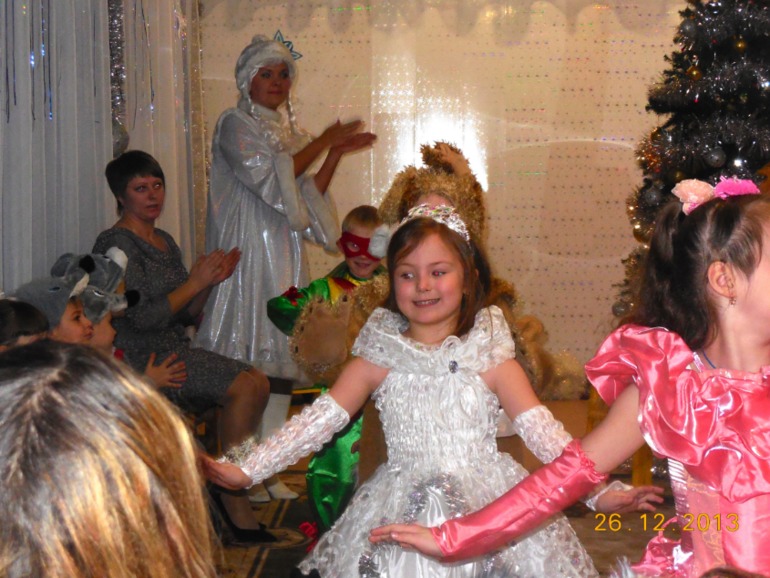 Утренник в Садике 26.12.2013г