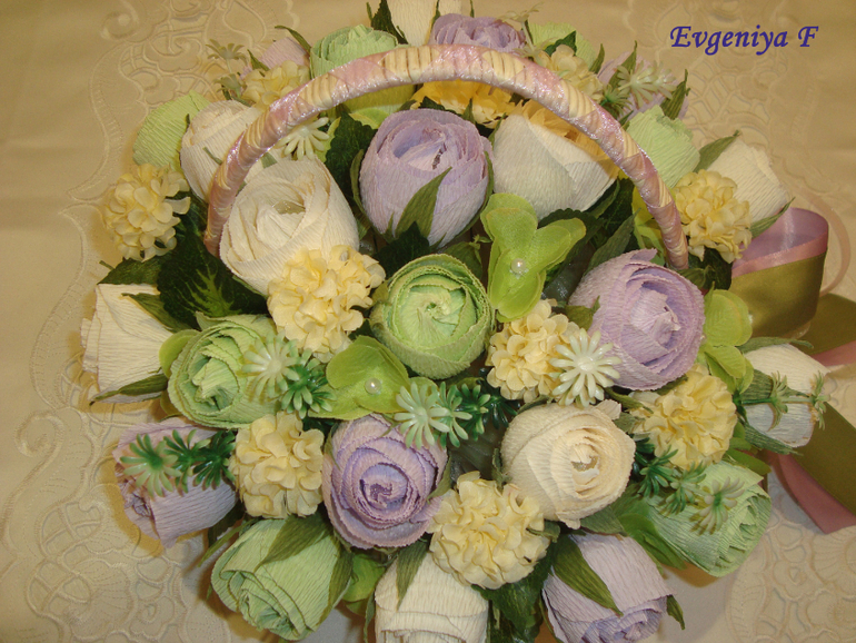 Первые цветы -первая корзинка)))