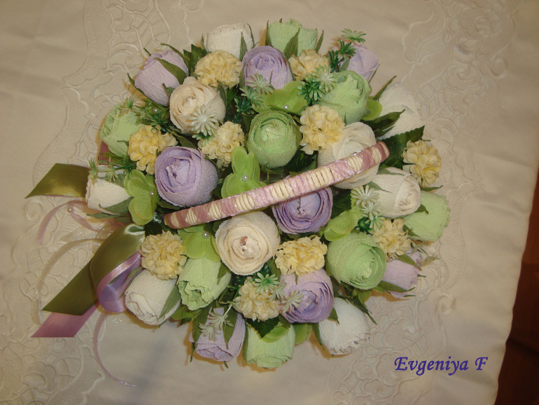 Первые цветы -первая корзинка)))