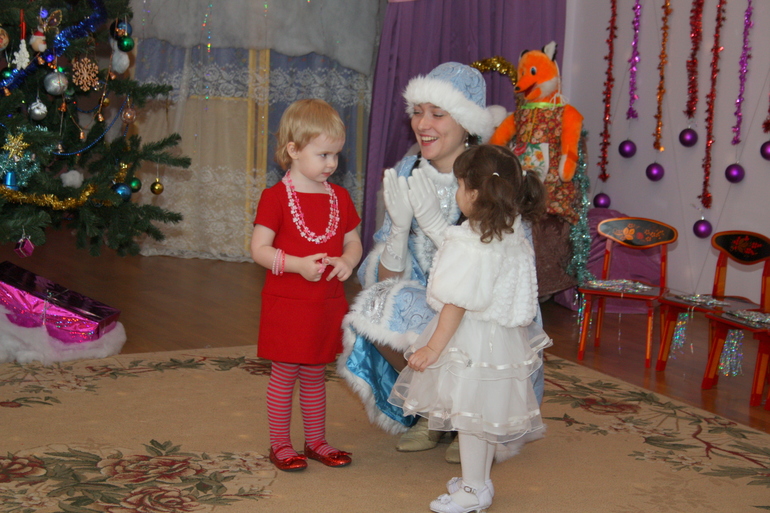 Новогодний утренник в детском садике....