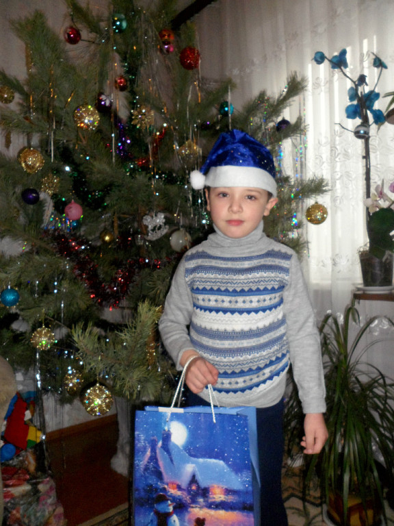 Никита. нам уже 5 !!! весим 25 кг