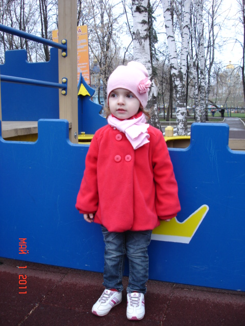 флисовое пальто для девочки . Размер 3 года