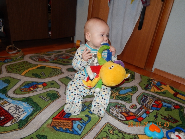 Косте 6-месяцев, на ИВ с 3 недель. Ещё раз про миф! Не правда, что ребёнок развивается хуже!