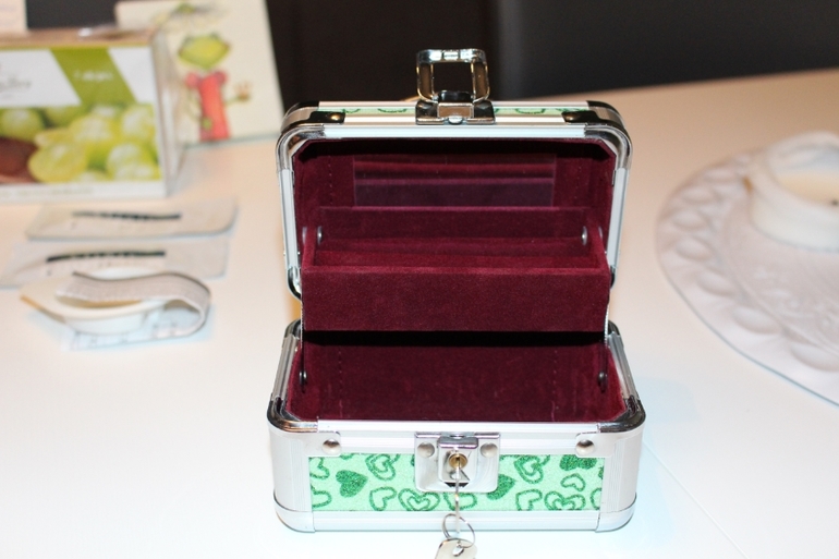 У нас тут скандинавский междусобойчик или моя Мимозка из Дании!