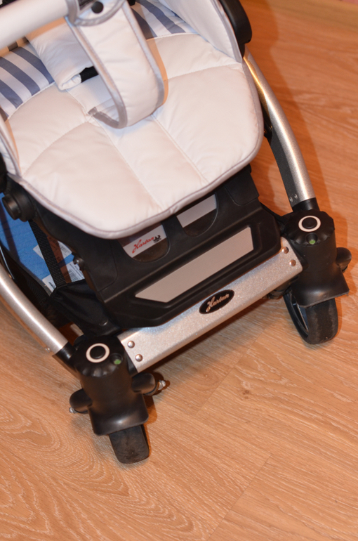 Hartan Racer GT 2013 г. НА ГАРАНТИИ белая эко-кожа 2 в 1 - люлька и прогулка