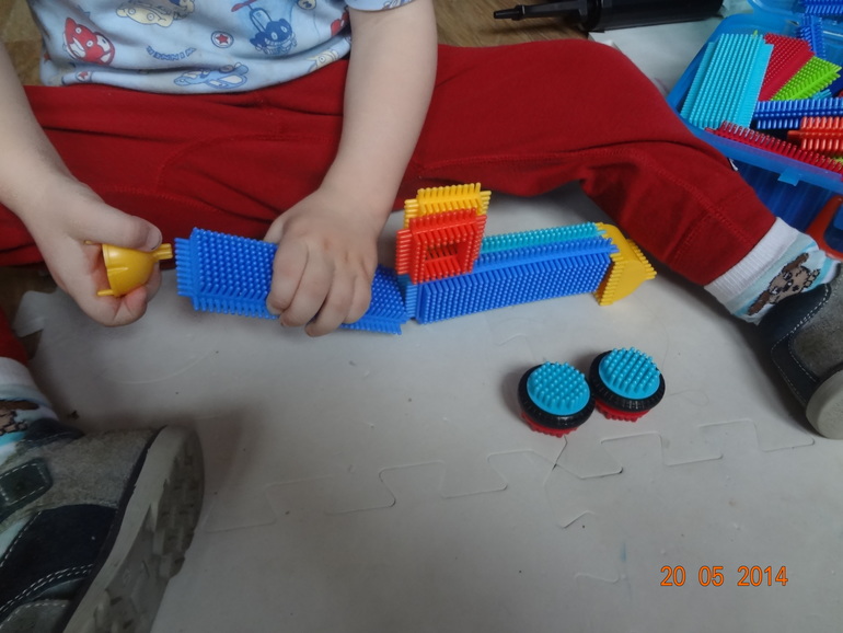 Отзыв об игольчатом  конструкторе Battat.