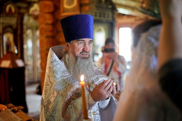 Теперь мы муж и жена)