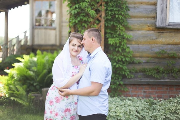 Теперь мы муж и жена)