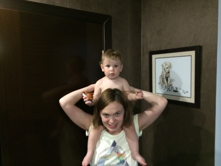 И мне любопытно, на сколько лет я выгляжу?