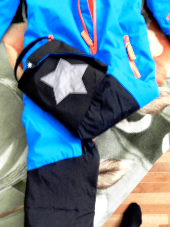 продам новый Molo flyverdragt Hero Electric blue ,98-104р.6000р